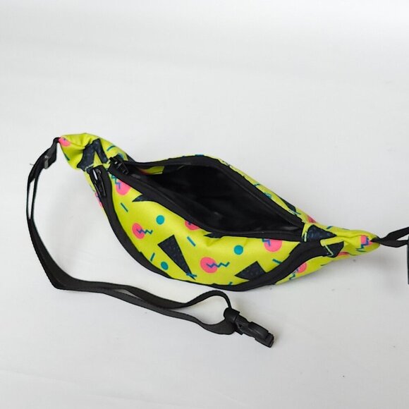 FUN FANNY FACTORY RETRO Fanny Pack BNWOT Waist Bag - Picture 2 of 8